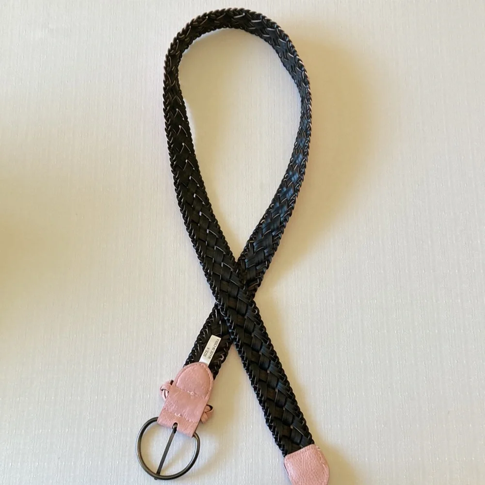 Woven‎ Pink Belt with Gunmetal Closure Size 6